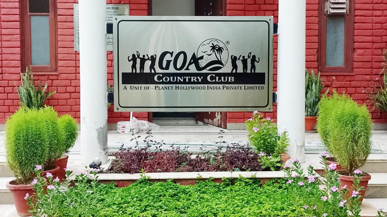 Goa Country Club Hotel Gurgaon Buitenkant foto