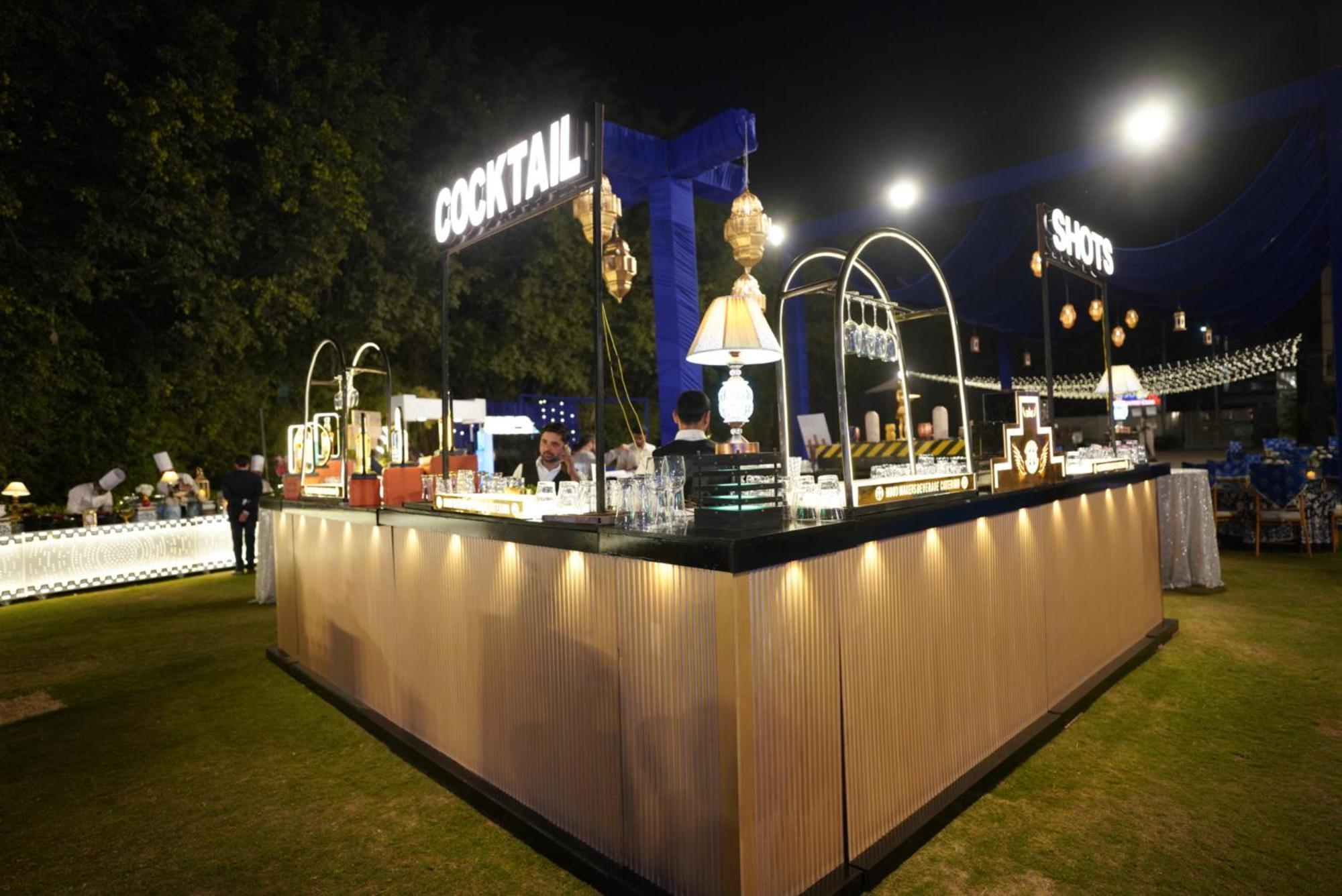 Goa Country Club Hotel Gurgaon Buitenkant foto