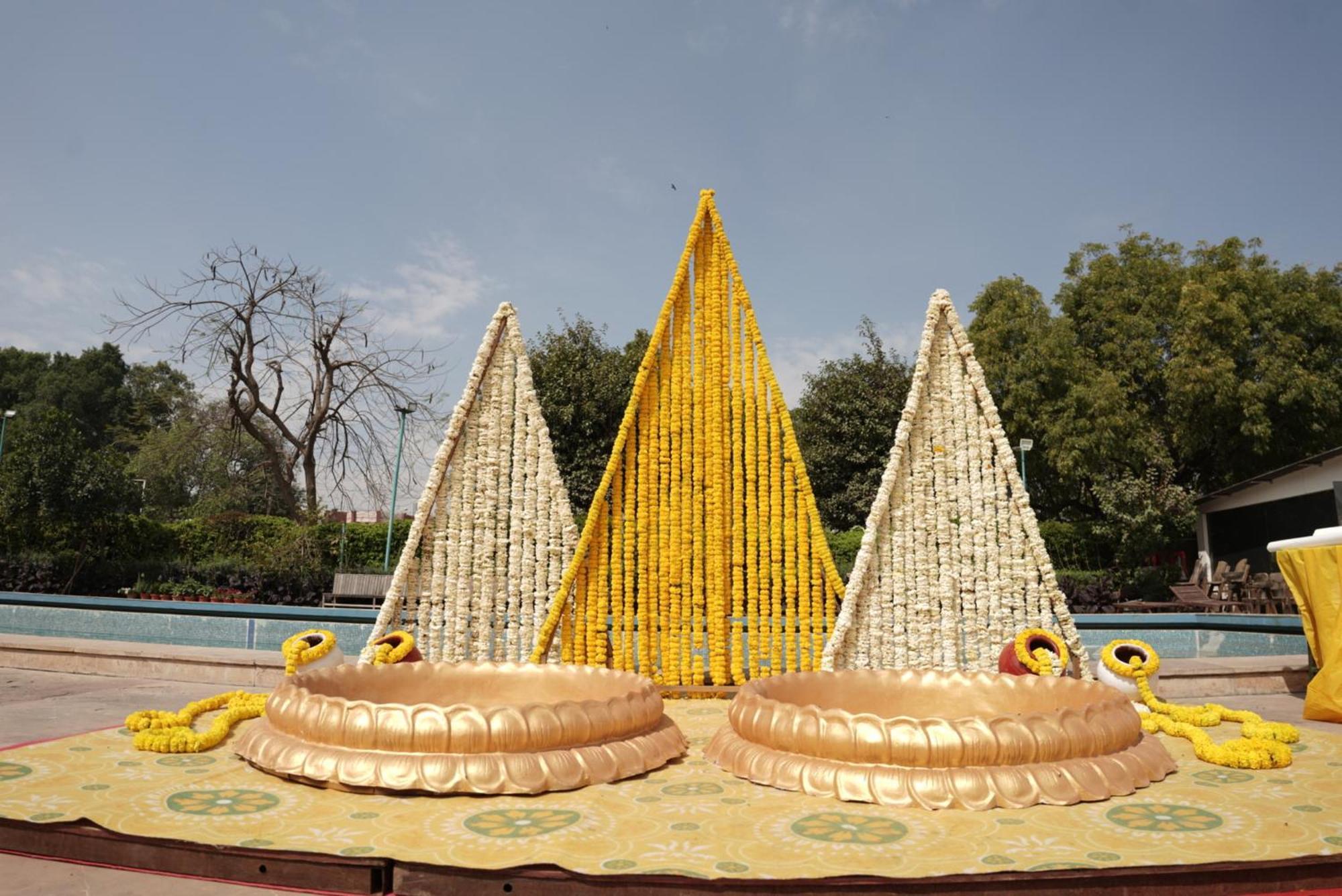Goa Country Club Hotel Gurgaon Buitenkant foto